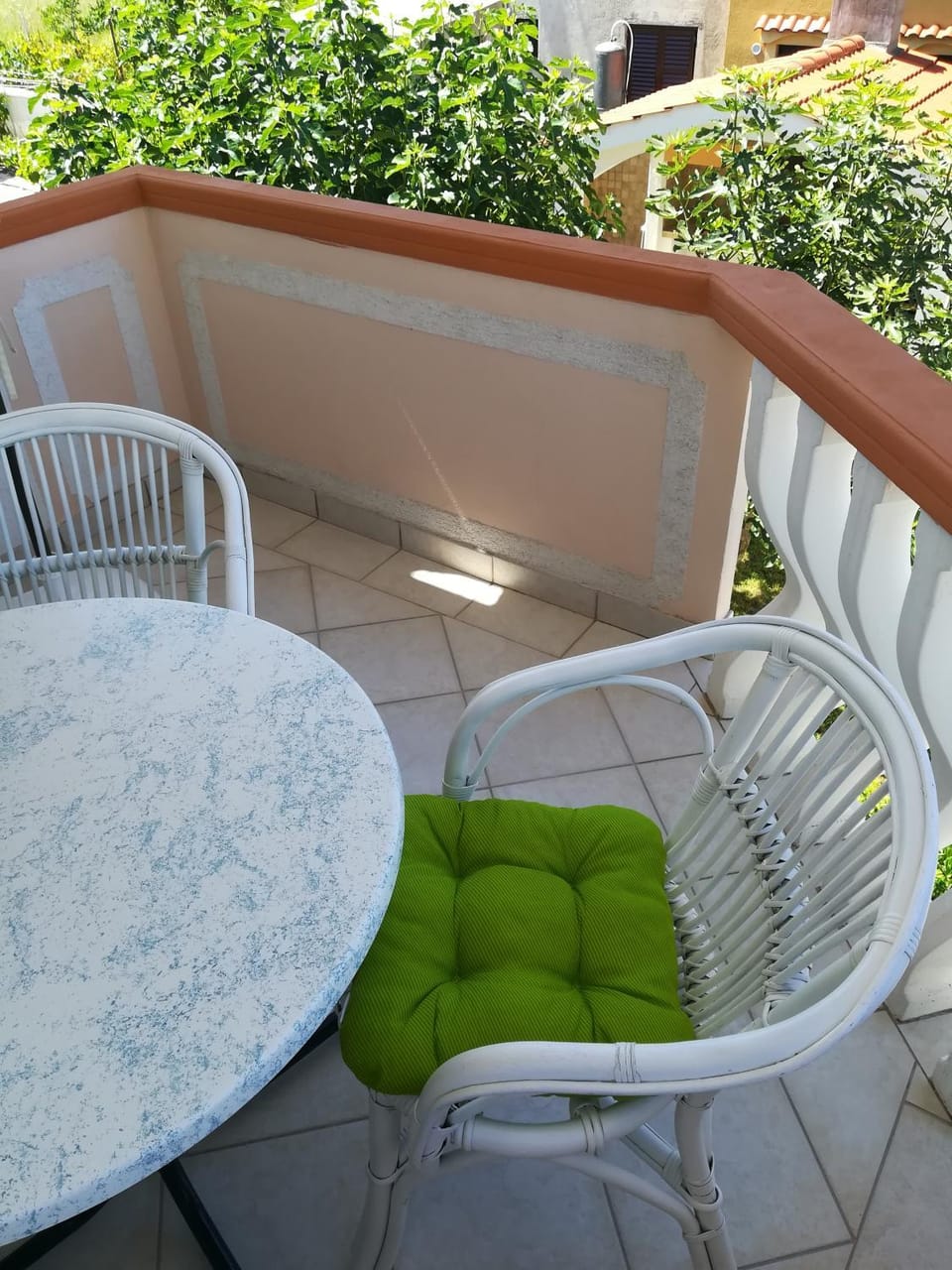 Balcony/Terrace, Mountain view, Sea view, Street view