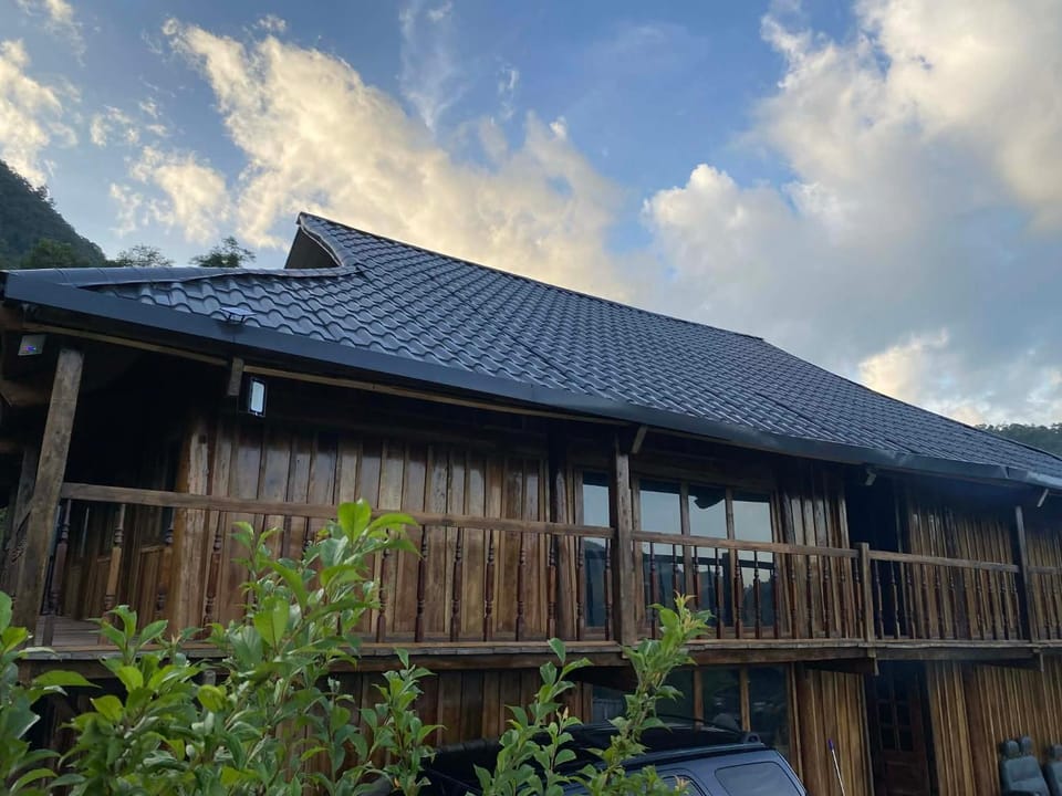 Ta Phin Homestay Vacation rental in Laos