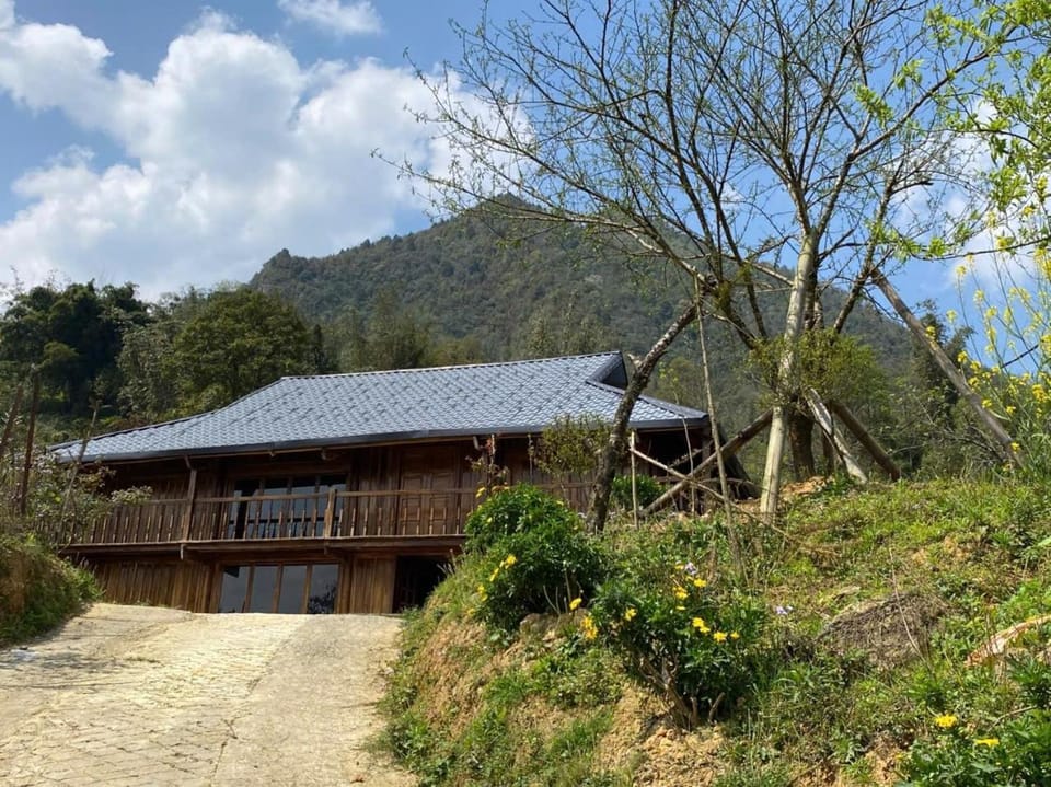 Ta Phin Homestay Vacation rental in Laos