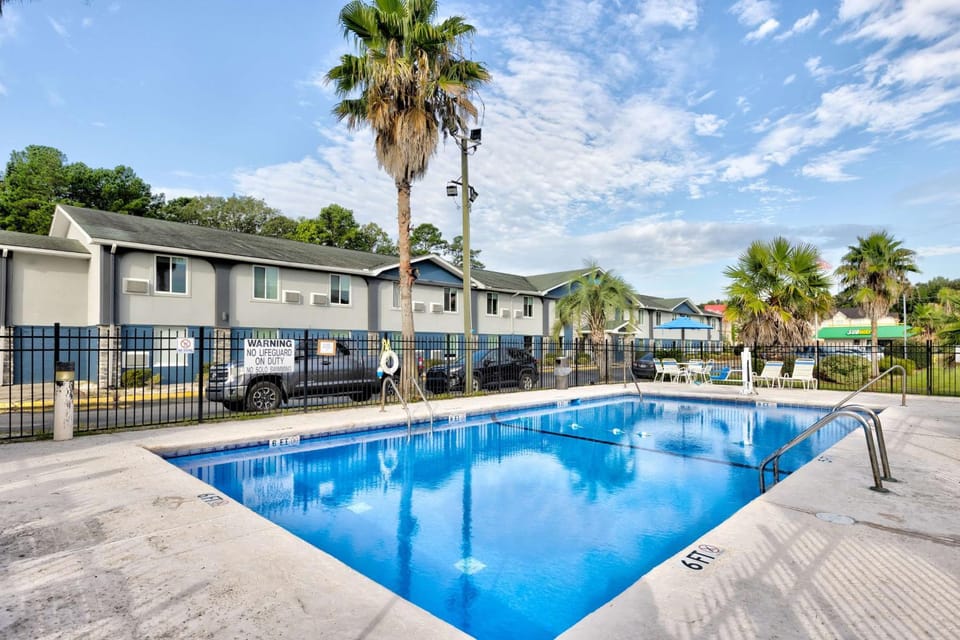 Pool view