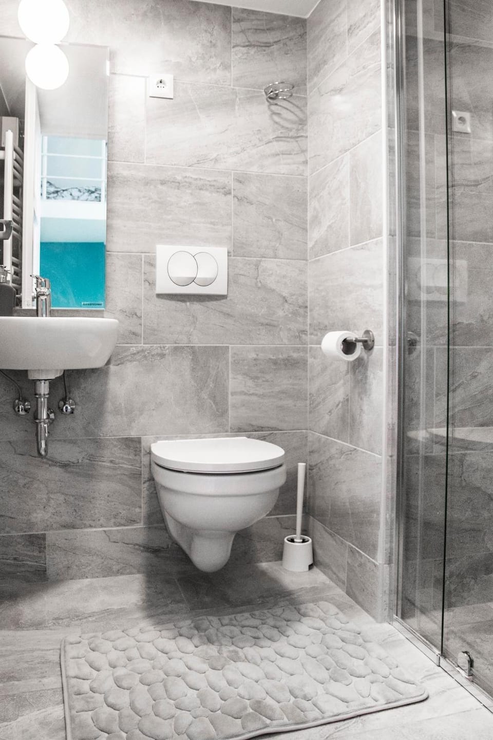 Shower, Toilet, Bathroom