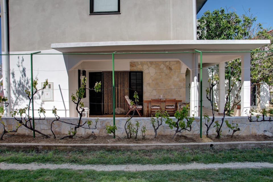 Garden, Balcony/Terrace