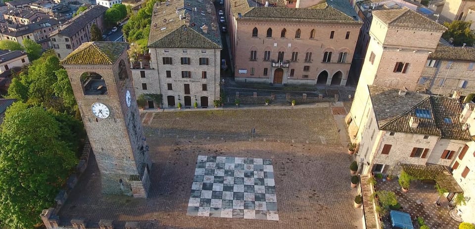 Neighbourhood, View (from property/room), City view, Landmark view, Street view