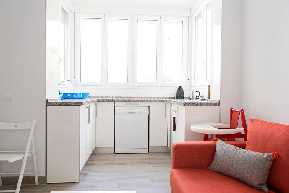 Kitchen or kitchenette, Living room