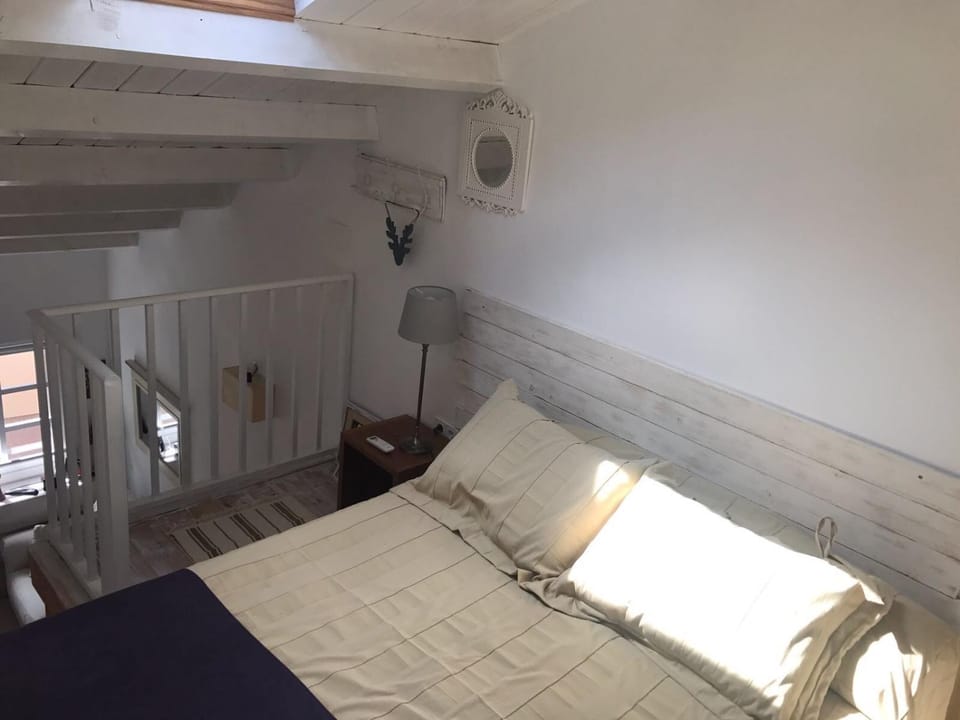 Casita Blanca House in Catalonia