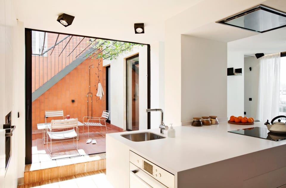 Balcony/Terrace, Kitchen or kitchenette, Dining area