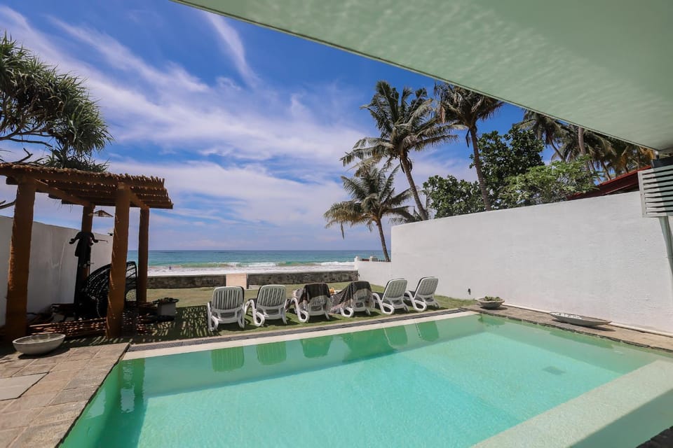 Natural landscape, View (from property/room), Sea view, sunbed