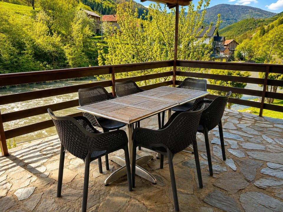 holiday home RIVER HOUSE House in Federation of Bosnia and Herzegovina