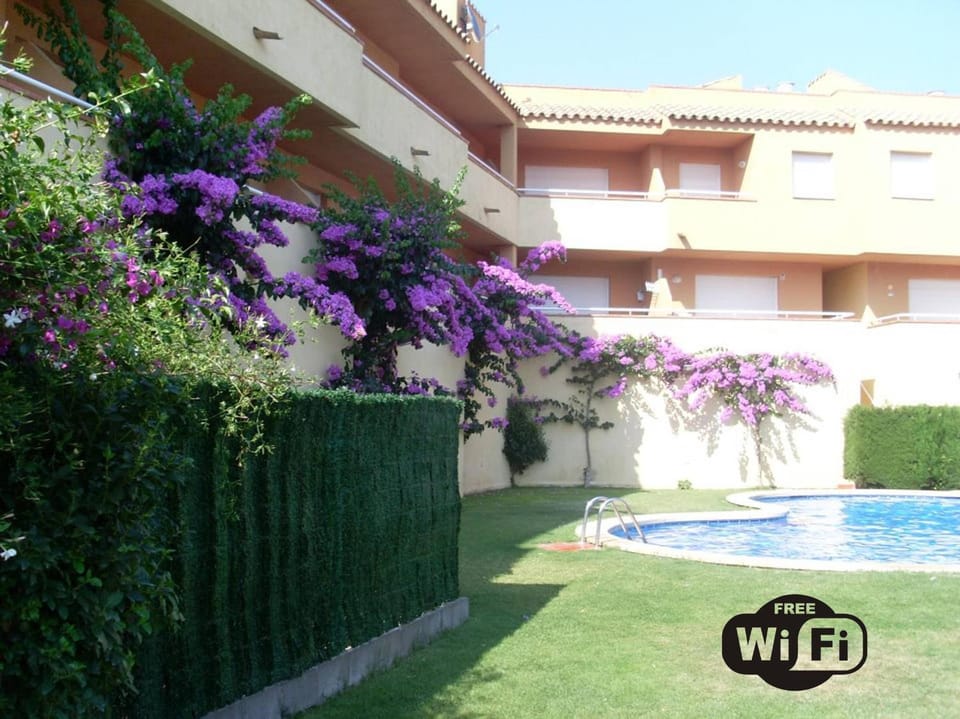 Garden, Balcony/Terrace, Swimming pool