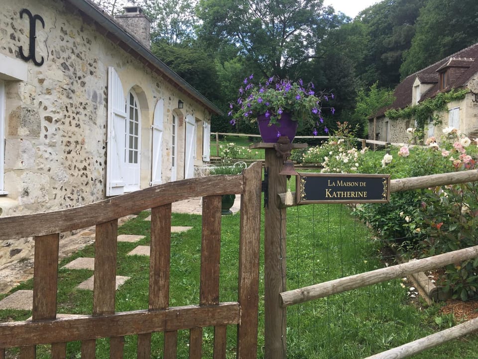 Haras du Chêne Farm Stay in Normandy