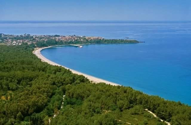 Property building, Natural landscape, Beach