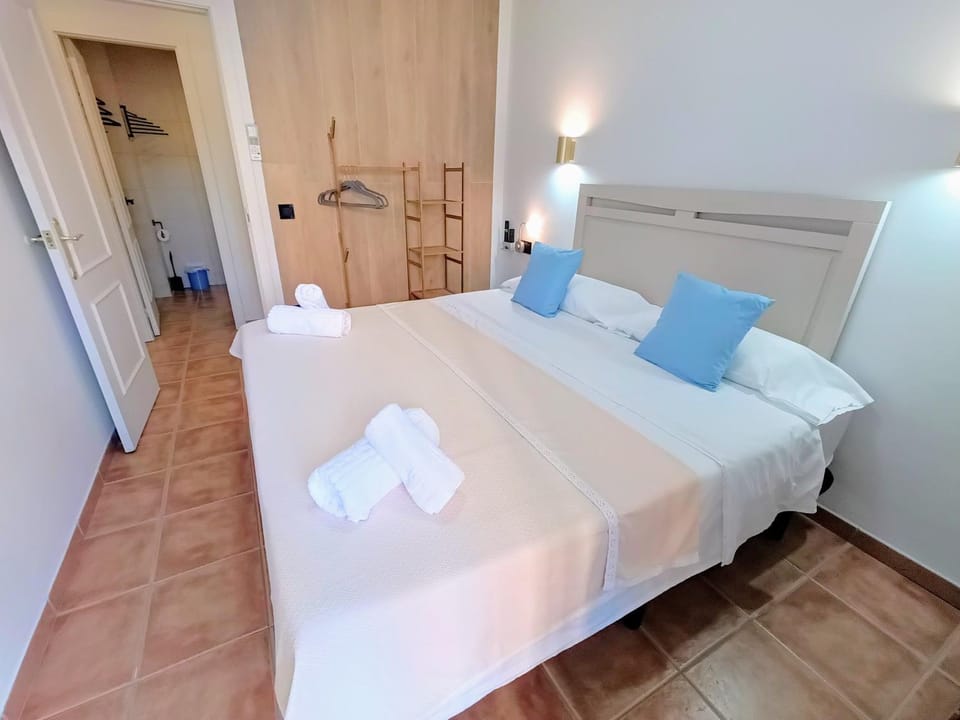 Bathroom, Bedroom