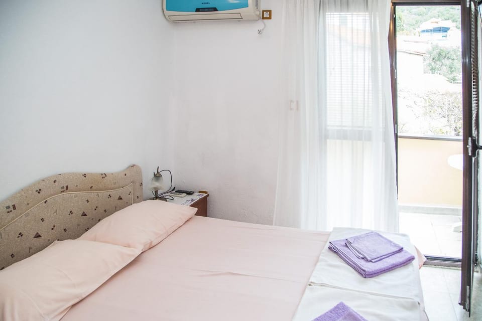 Apartmani Ksenija Apartment in Budva Municipality