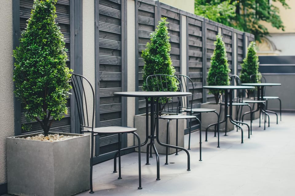 Balcony/Terrace, On site, Area and facilities