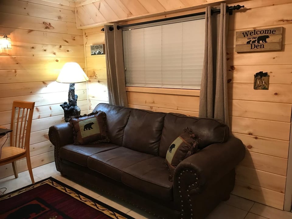 Bed, Living room
