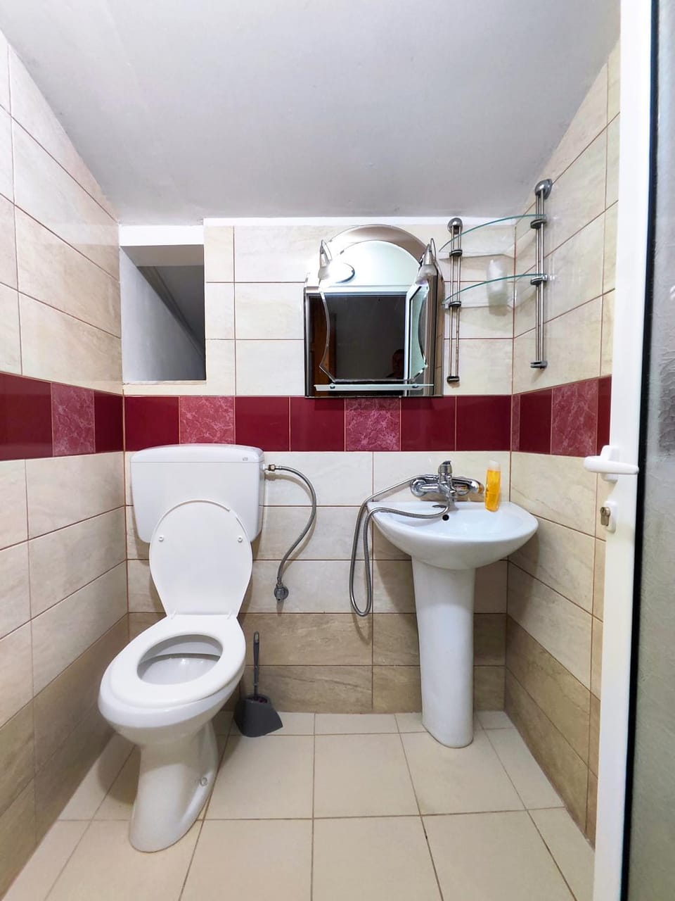Shower, Toilet, Bathroom