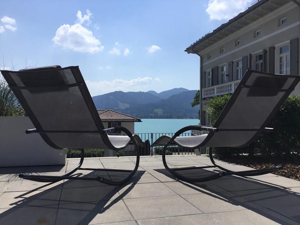 Balcony/Terrace, Lake view, Mountain view