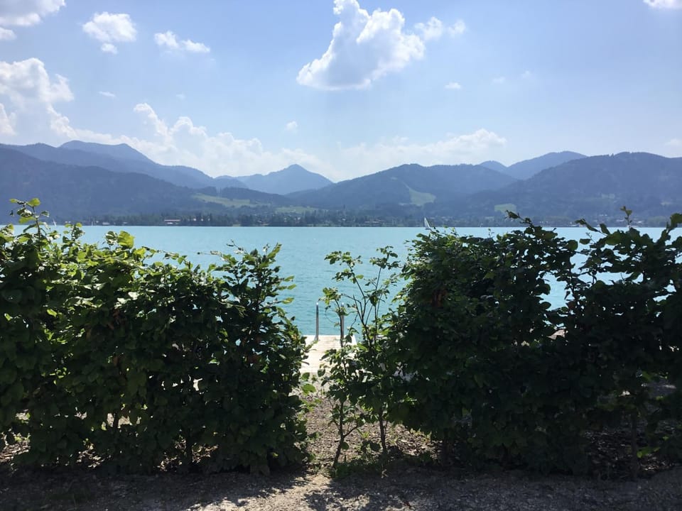 Day, Natural landscape, Beach, Lake view, Mountain view