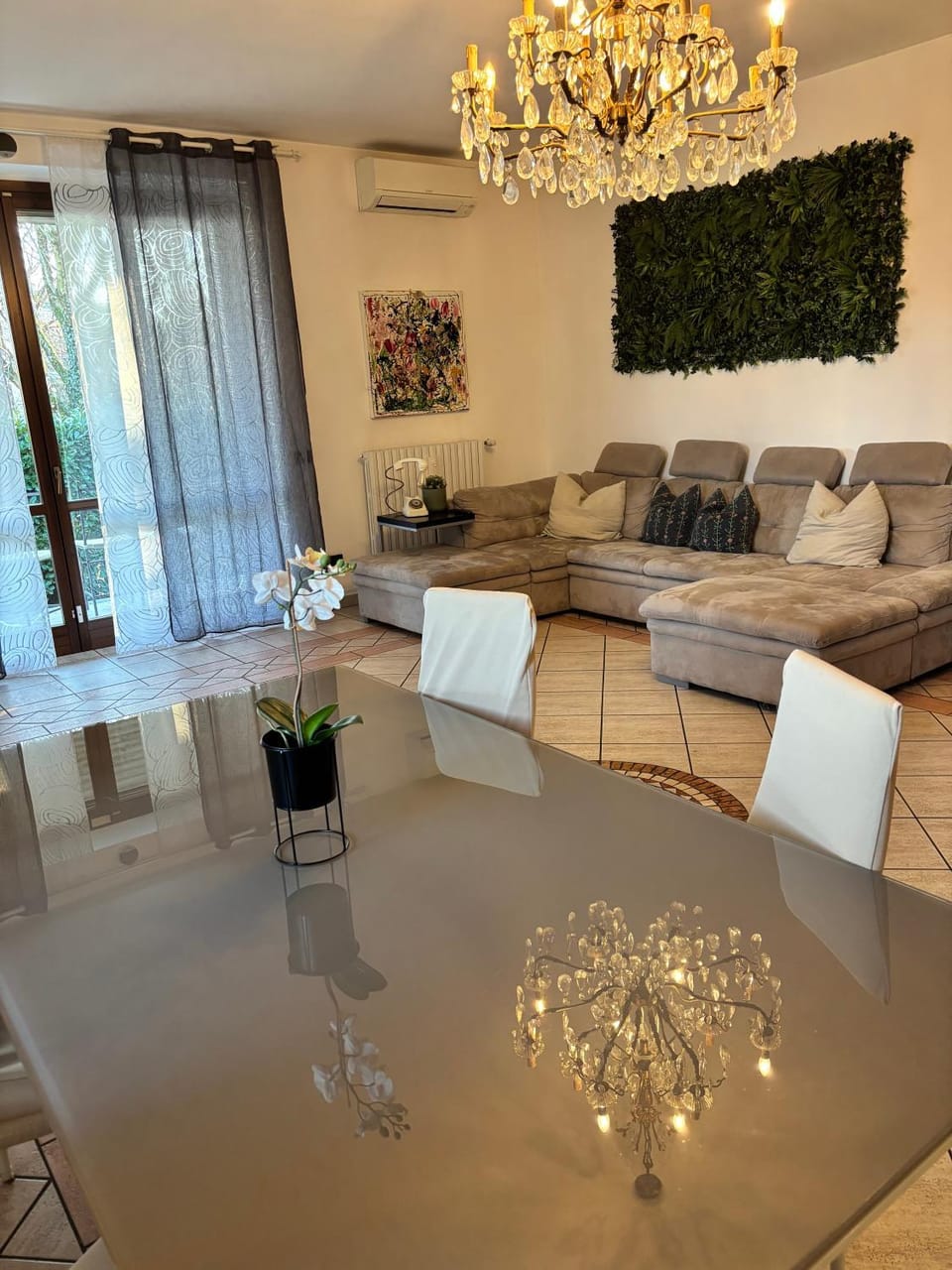 Property building, Living room