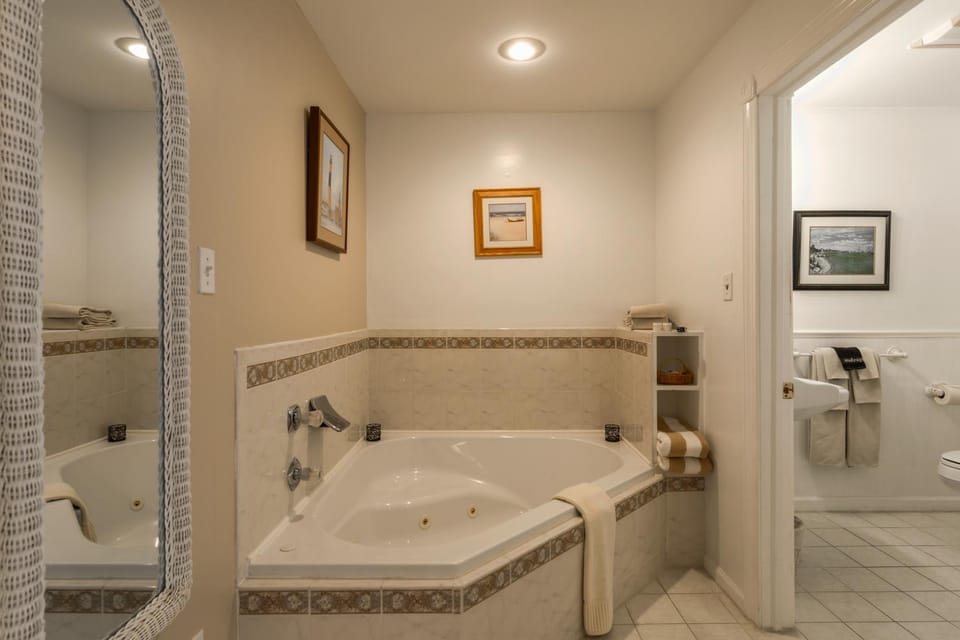 2310 Central Avenue Bed and Breakfast in Wildwood
