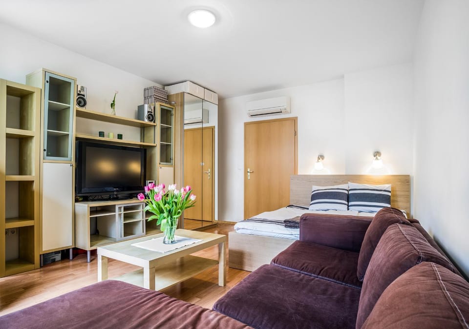 Living room, Seating area, Bedroom