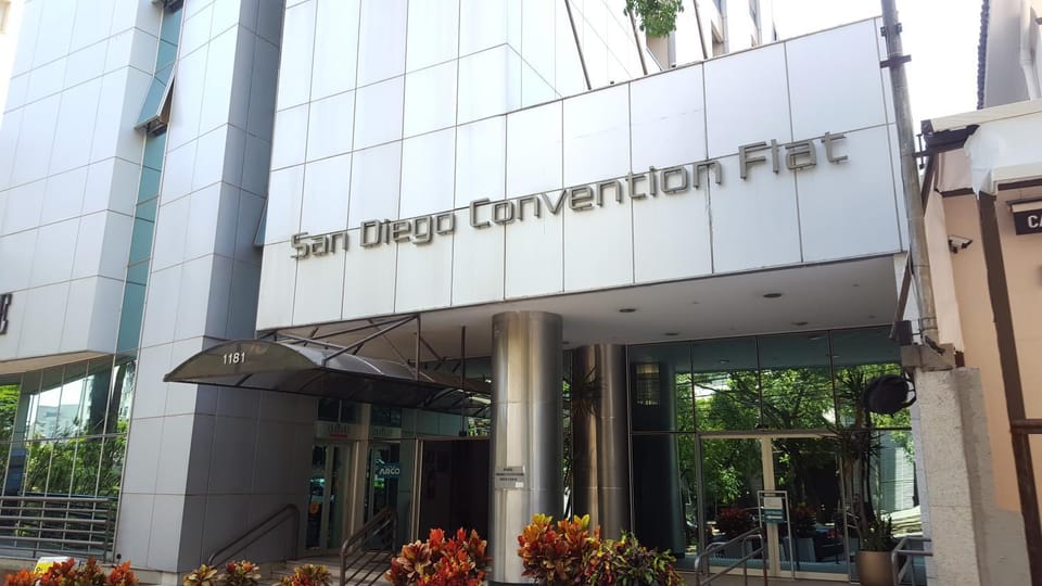 Property building, Facade/entrance, Property logo or sign