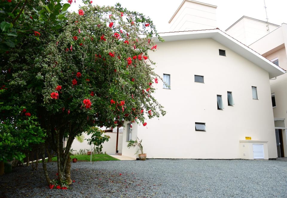 Property building, Facade/entrance, Garden view