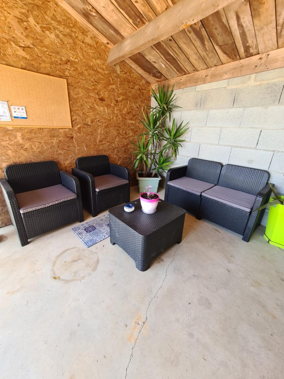 Seating area
