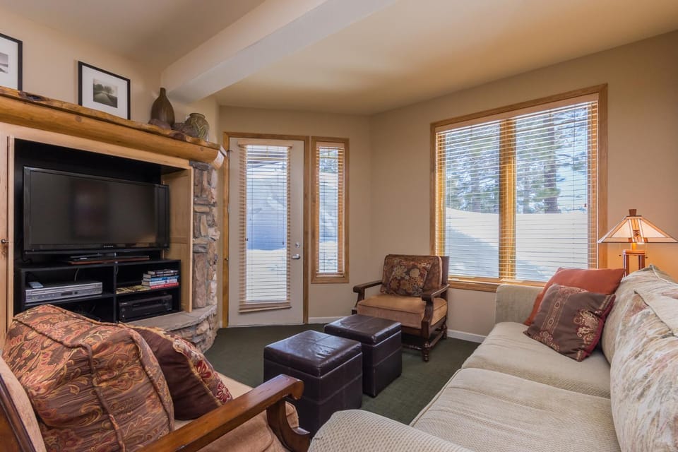 Mammoth Green # 105 House in Mammoth Lakes