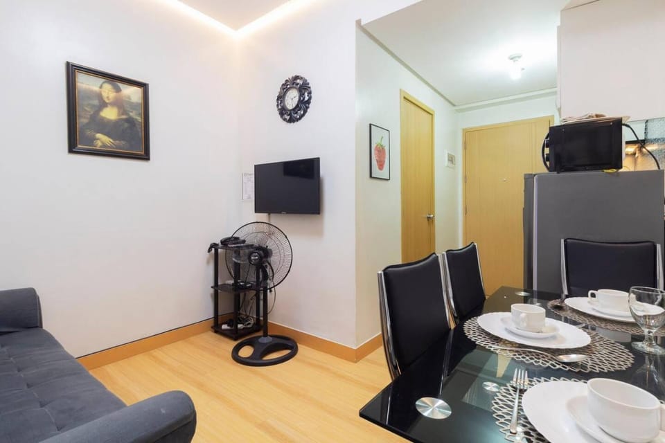 TV and multimedia, Living room, Dining area