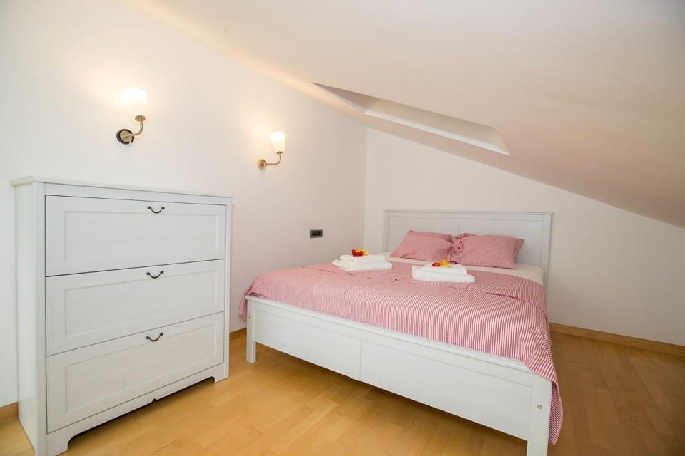 Apartment Sanja Apartment in Lika-Senj County