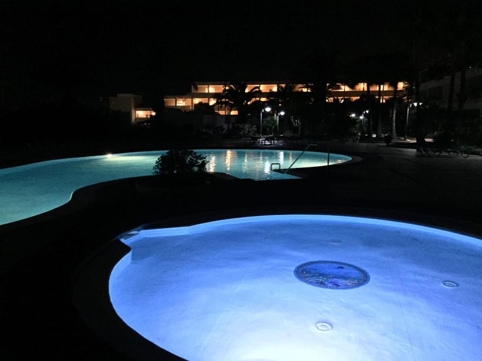 Night, Swimming pool