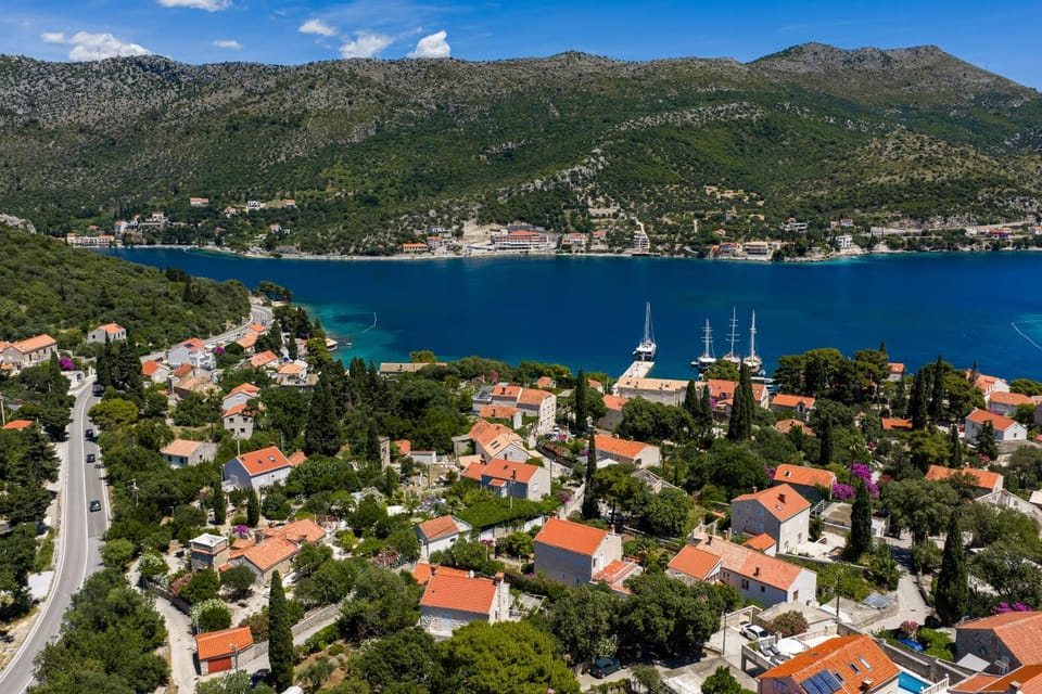 Neighbourhood, Bird's eye view, Sea view