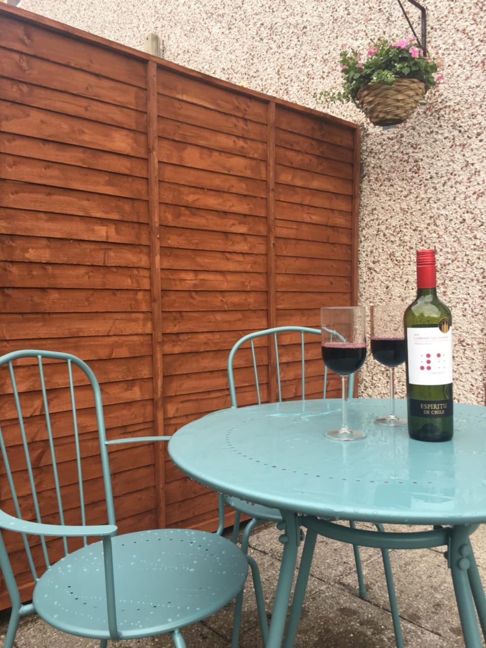 Patio, Garden, Balcony/Terrace, Seating area, Drinks, Alcoholic drinks