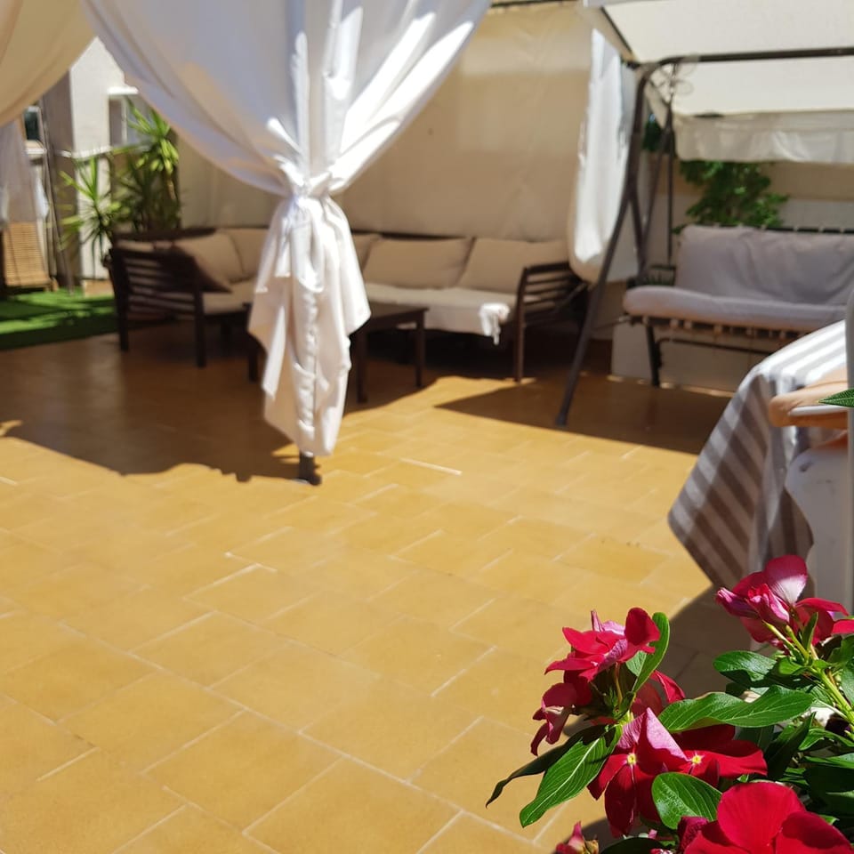 Solarium, Balcony/Terrace, Balcony/Terrace, Area and facilities