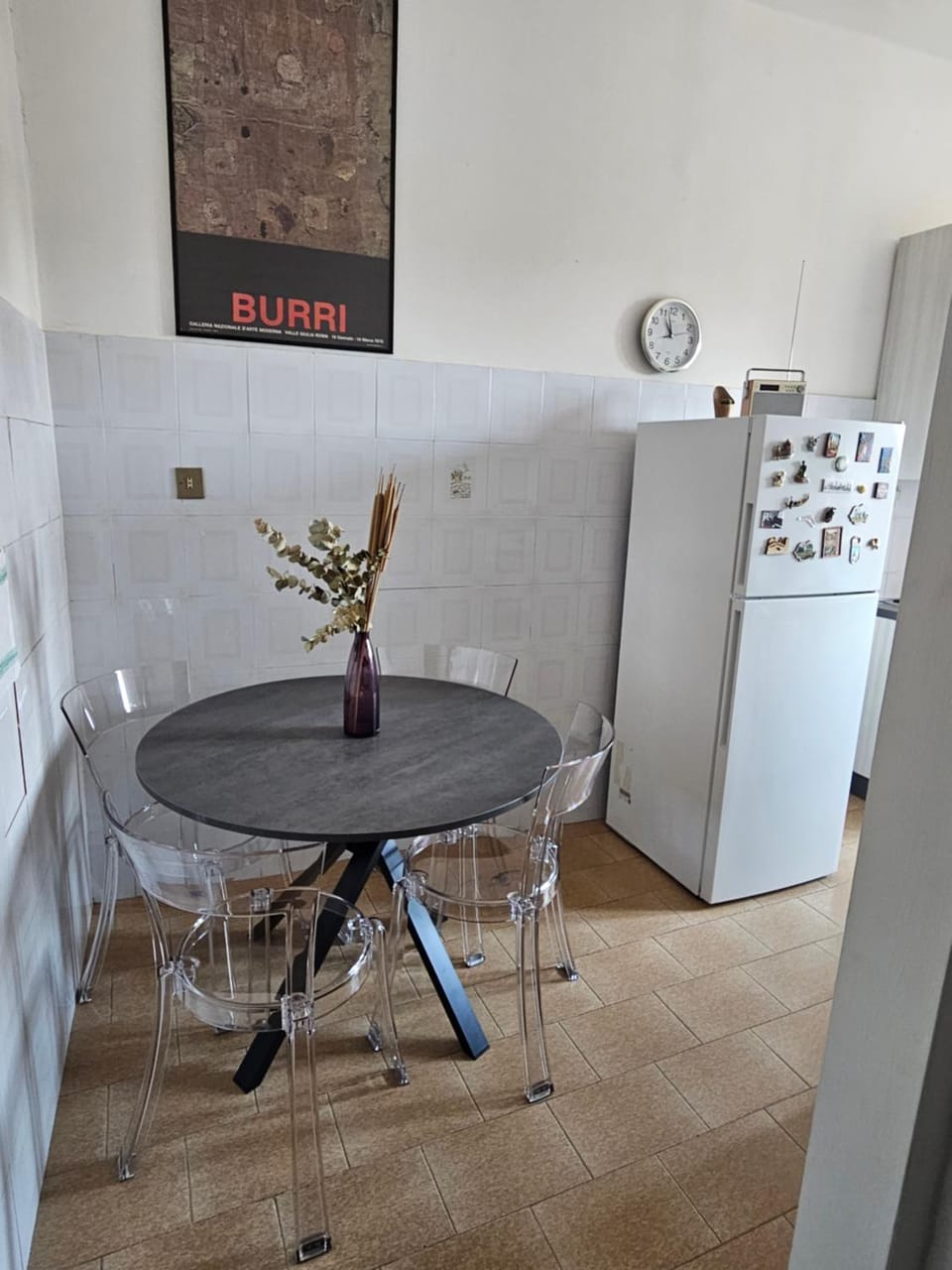 Dining area, kitchen