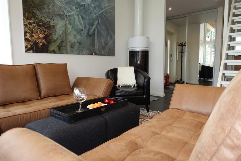 Bed, Living room, Seating area