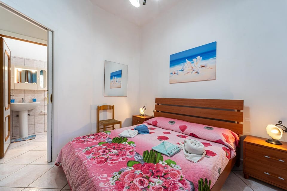 Living room, Bedroom