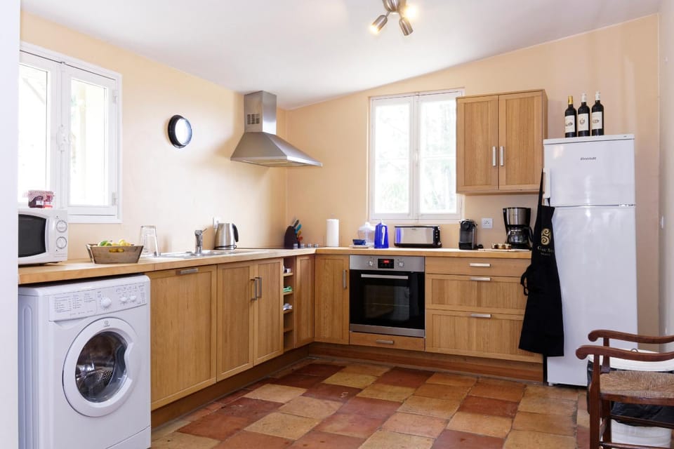 Kitchen or kitchenette, Other, Photo of the whole room, Decorative detail