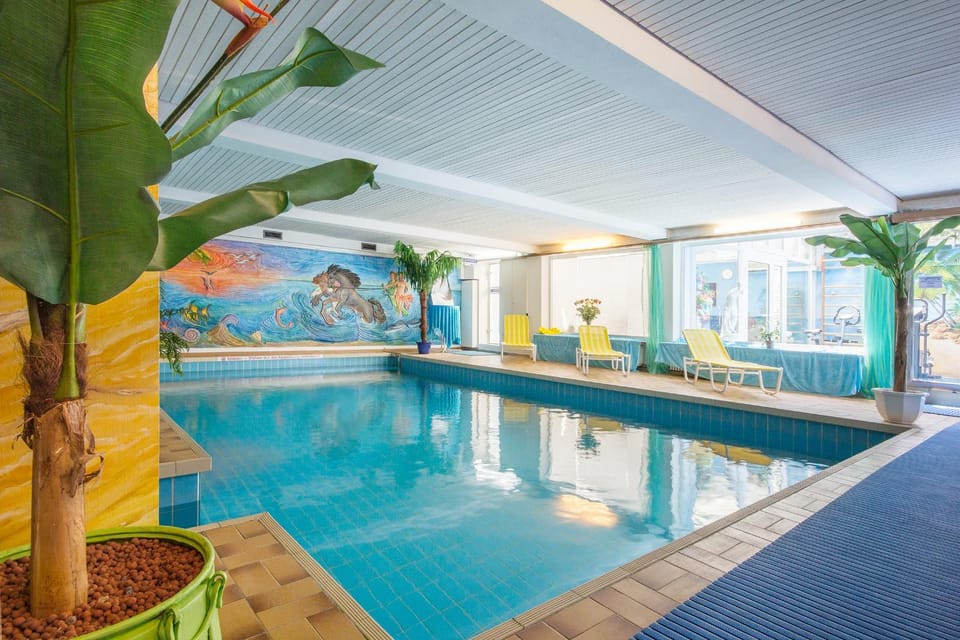 Sauna, Spa and wellness centre/facilities, Swimming pool