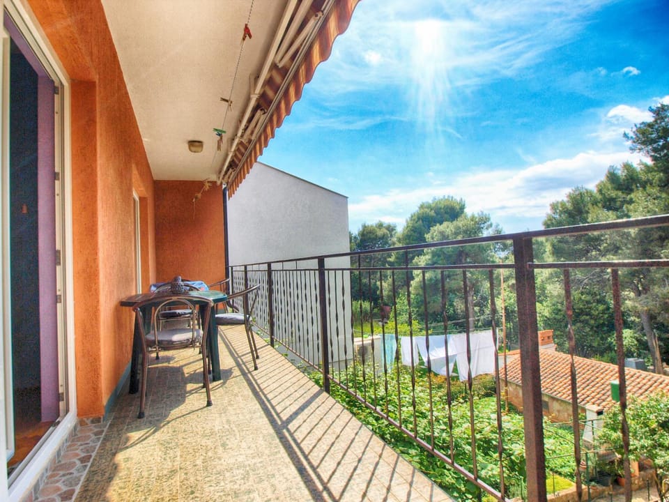 Apartments Branko 1348 Apartment in Pula