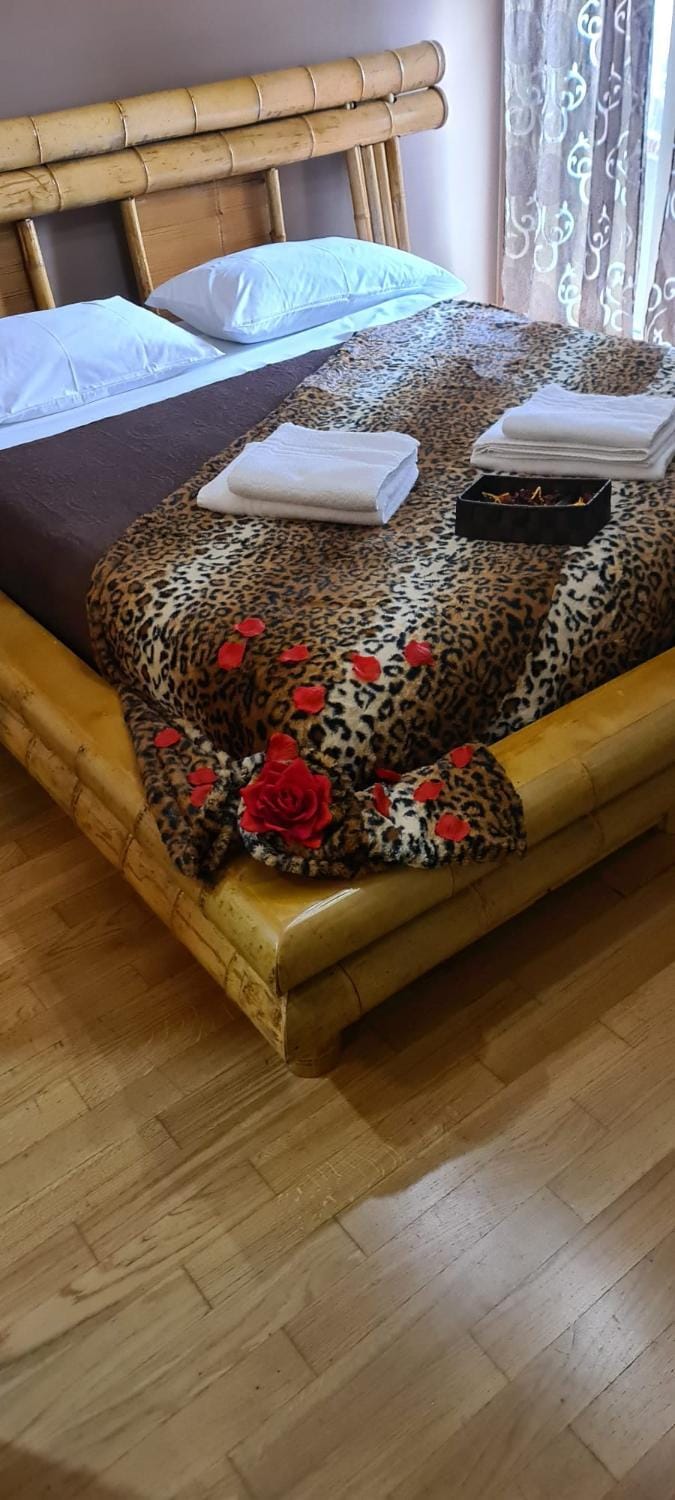 BnB Cheope Bed and Breakfast in Syracuse