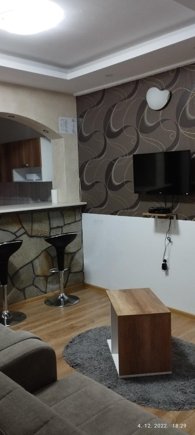 TV and multimedia, Kitchen or kitchenette
