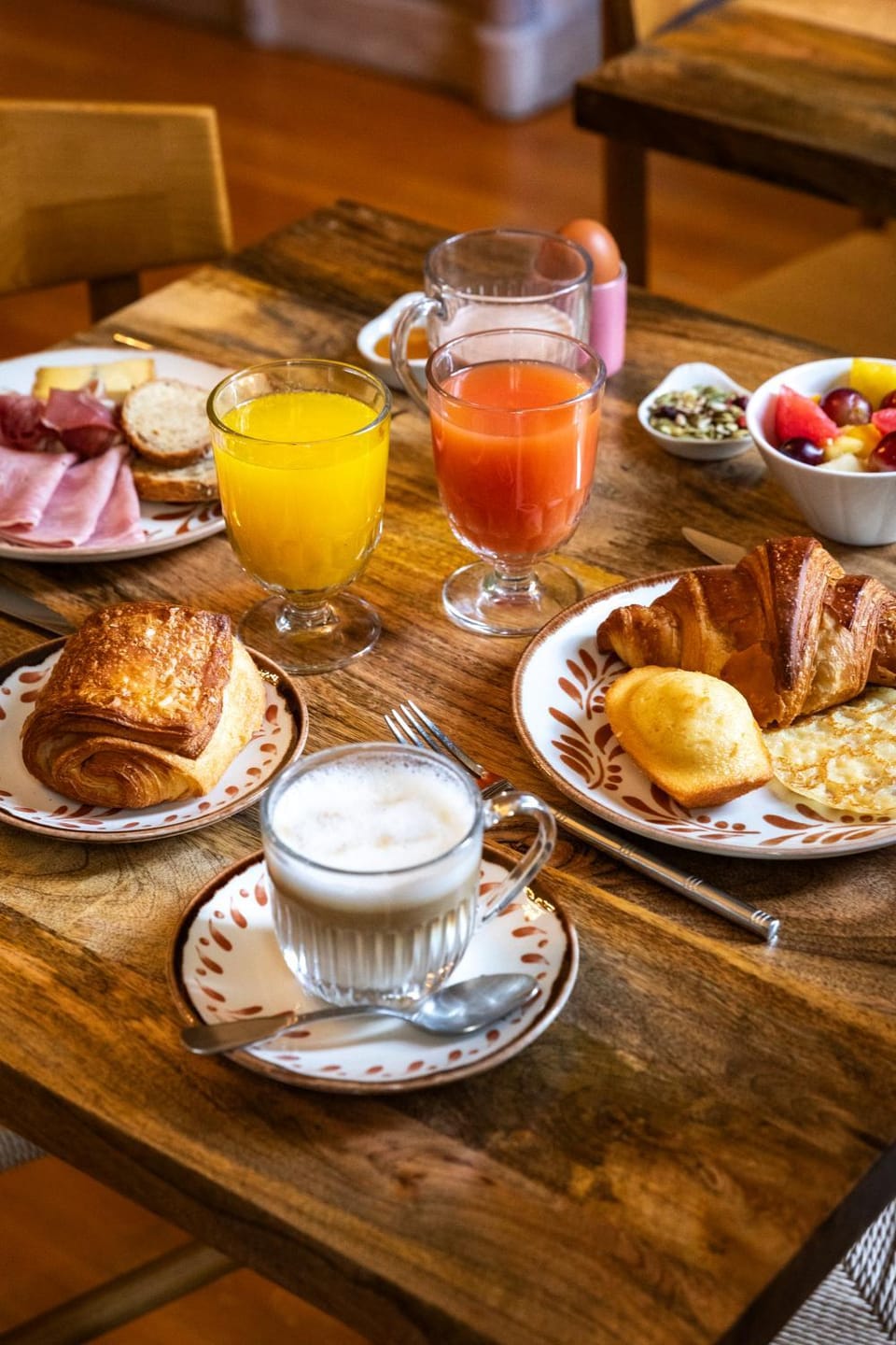 Food and drinks, Food, Breakfast, Continental breakfast, Buffet breakfast, Drinks