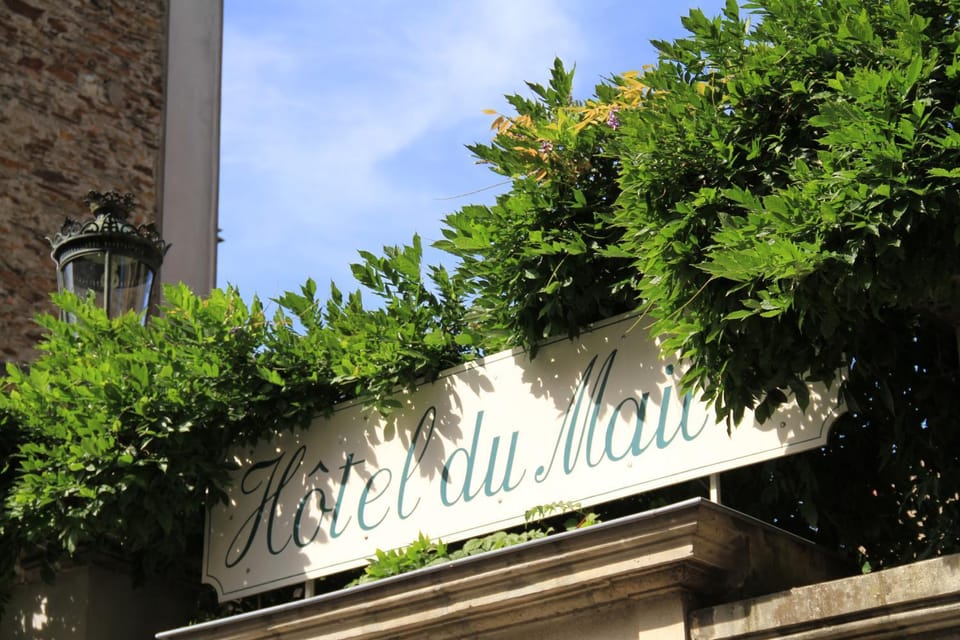 Property building, Property logo or sign