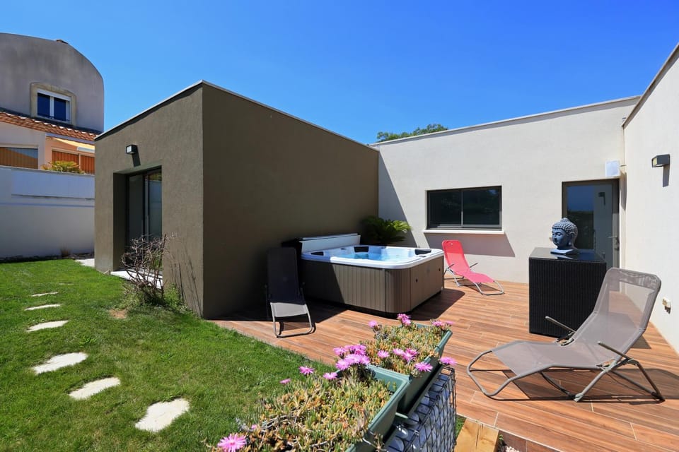 Le Flamingo House in Villeneuve-lès-Maguelone