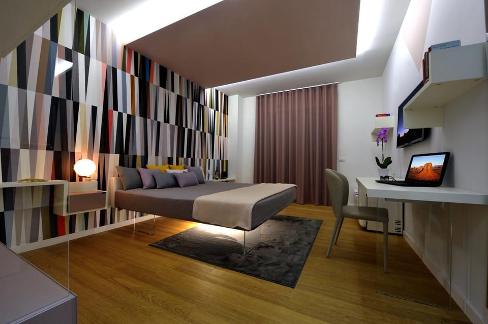 TV and multimedia, Photo of the whole room