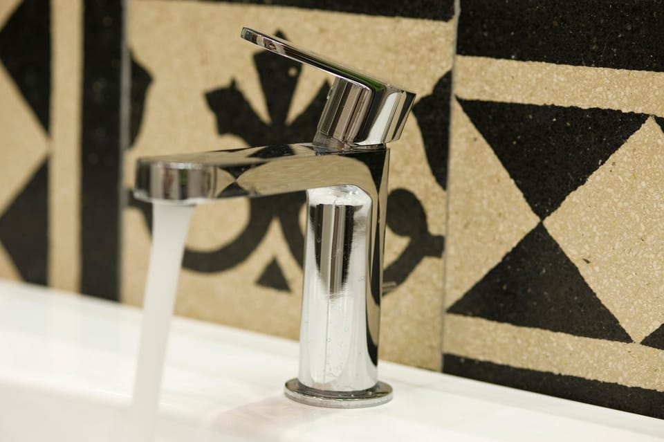Bathroom, Decorative detail