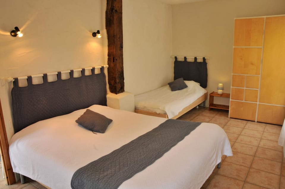 Summer, Photo of the whole room, Bedroom, On site, Sunset