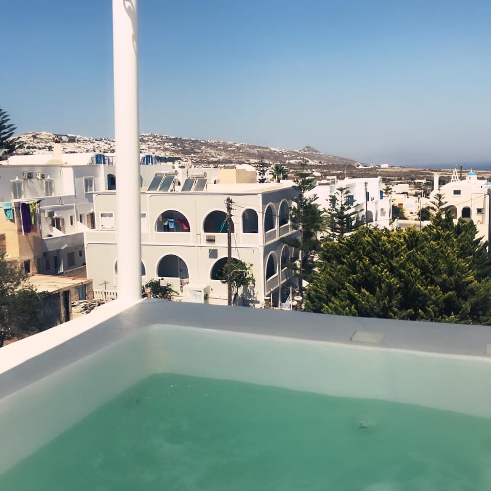 Santorini’s Diamond Houses House in Santorini